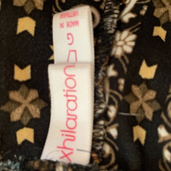 Vintage flared patterned wide leg pants - 90s does 70s :) boho bell bottom pants - Picture 2 of 2